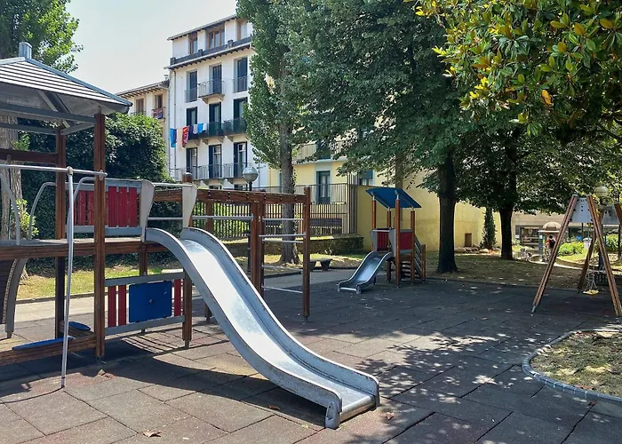 Earra - Casa Fabiola, Centro Y A 2 Min De La Playa